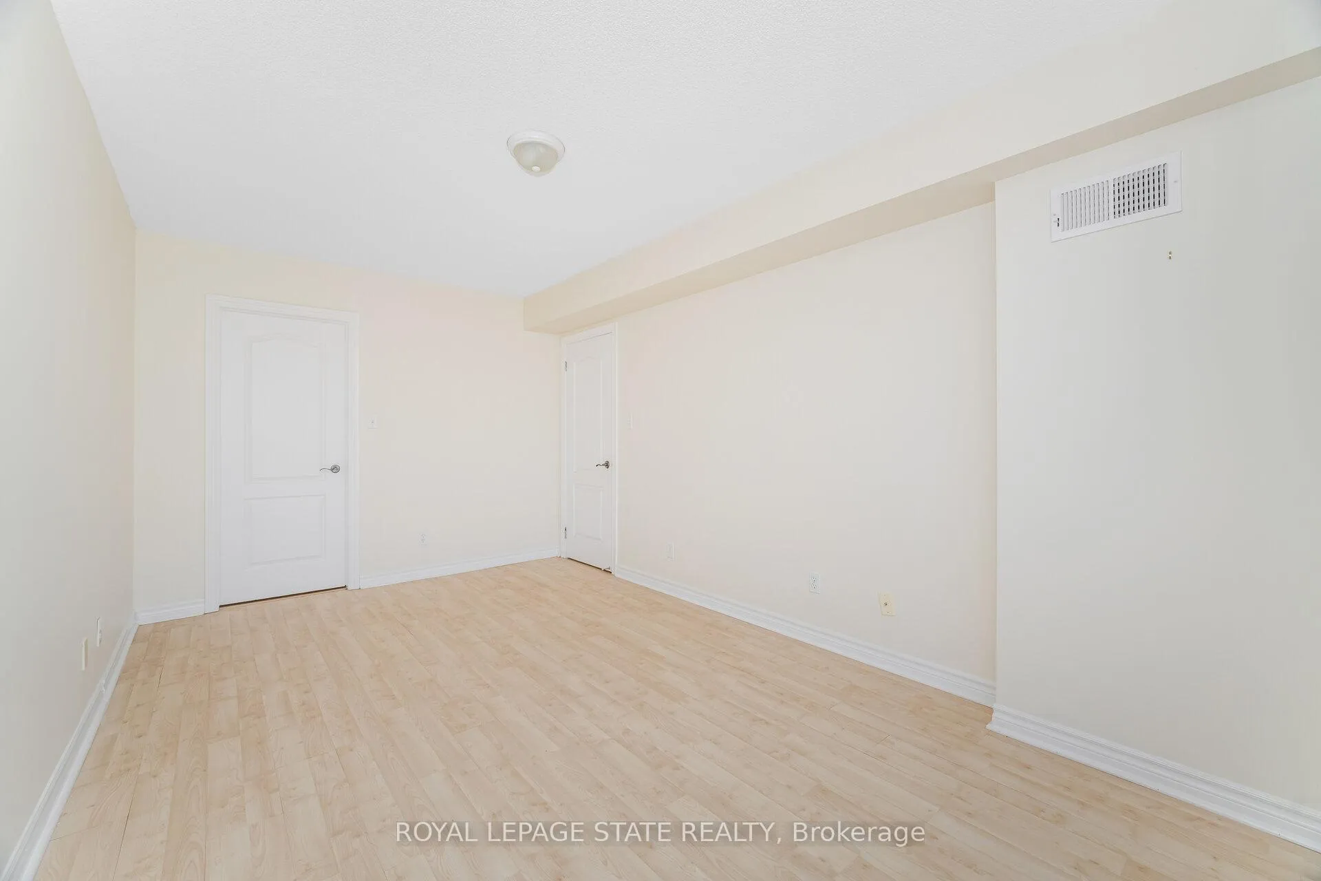 Photo 23 of Unit 1605, 135 James Street S, Hamilton, Durand — HOMEH