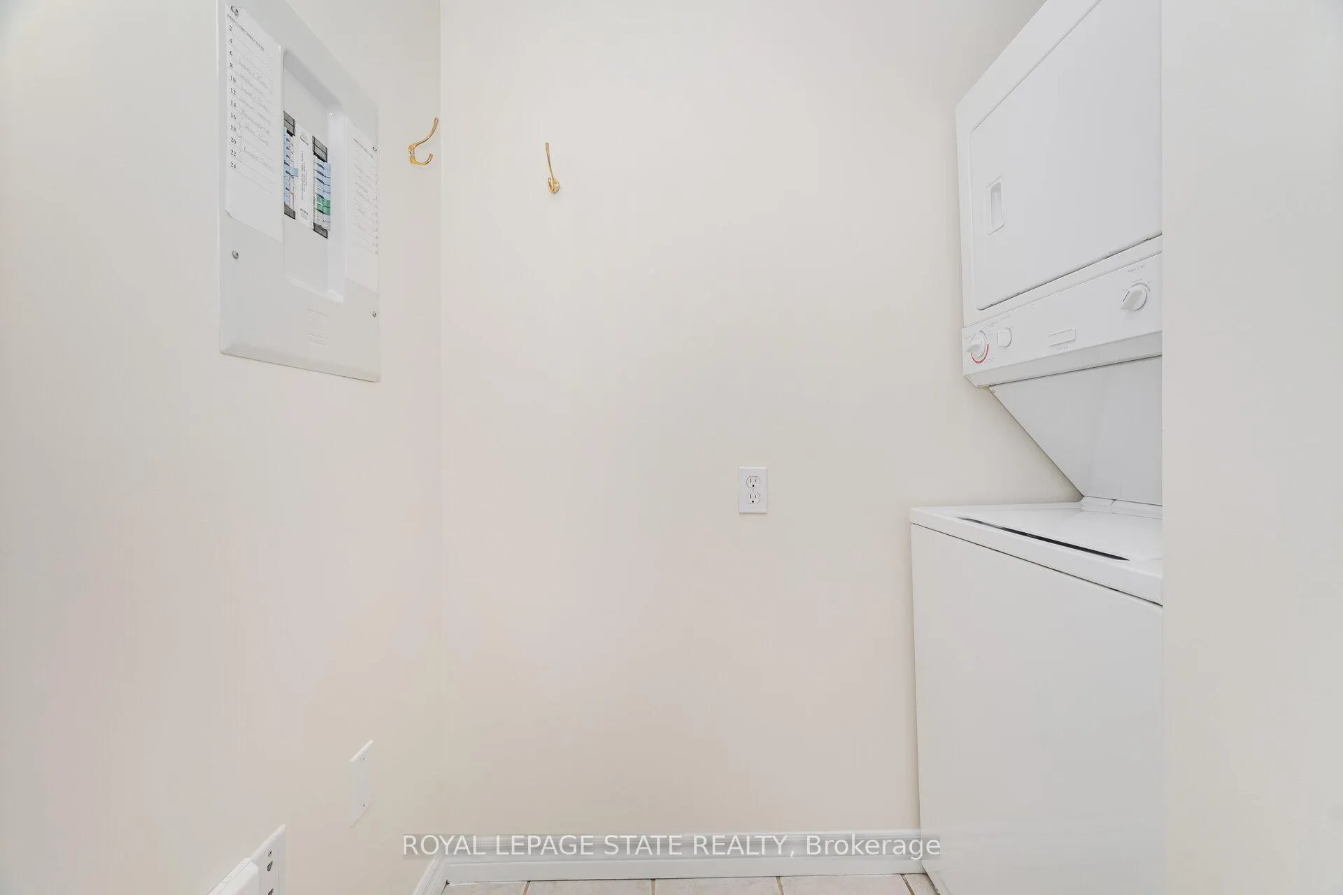 Photo 26 of Unit 1605, 135 James Street S, Hamilton, Durand — HOMEH