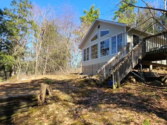 Photo 5 of 25 Goods Island, Brantford, Mayfair — HOMEH