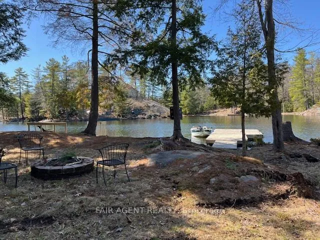 Photo 23 of 25 Goods Island, Brantford, Mayfair — HOMEH