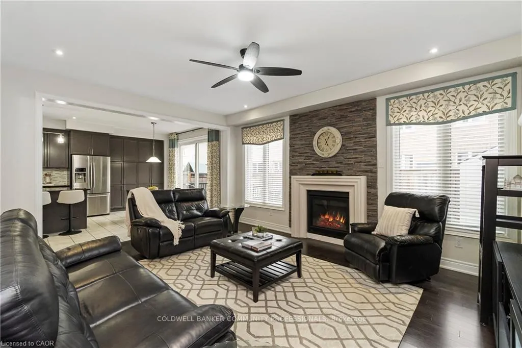 Photo 11 of 4 Macbean Crescent, Hamilton, Waterdown — HOMEH