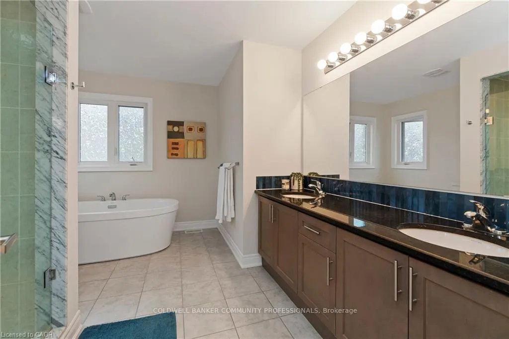 Photo 22 of 4 Macbean Crescent, Hamilton, Waterdown — HOMEH