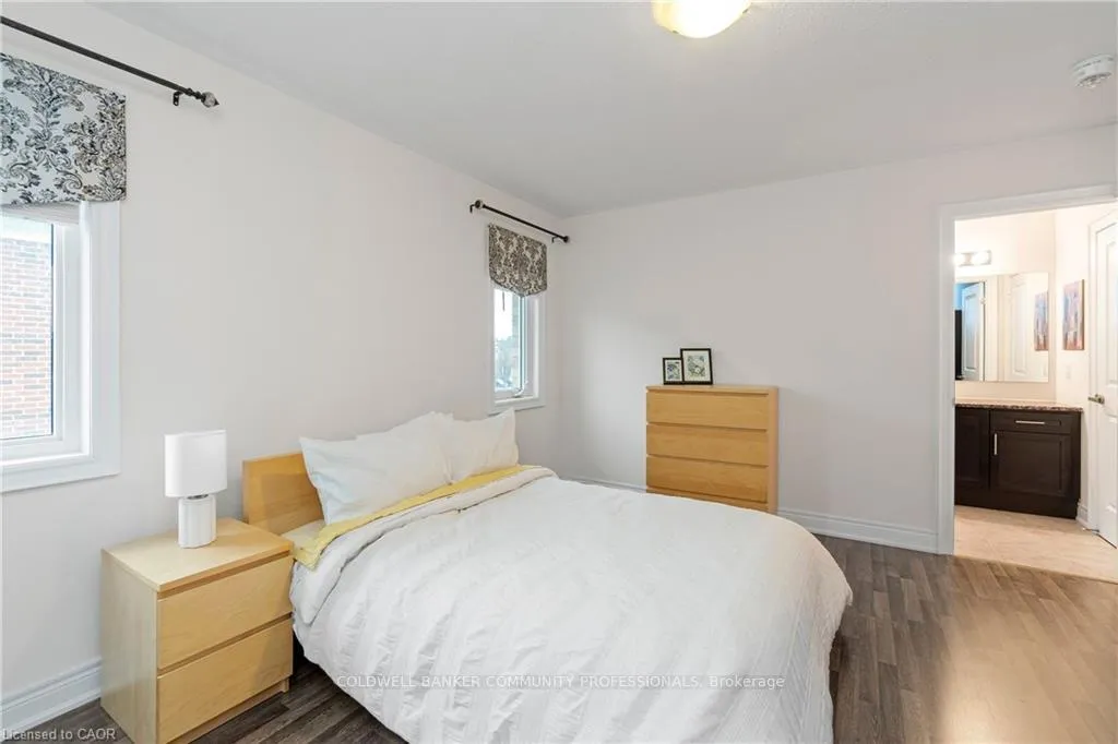 Photo 26 of 4 Macbean Crescent, Hamilton, Waterdown — HOMEH