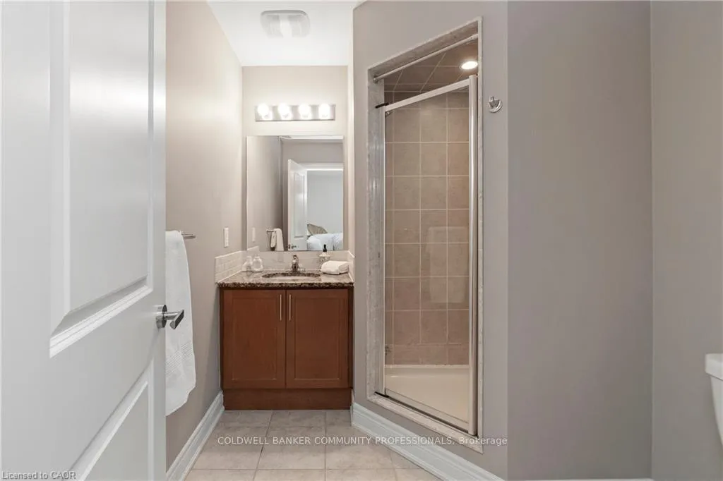 Photo 32 of 4 Macbean Crescent, Hamilton, Waterdown — HOMEH