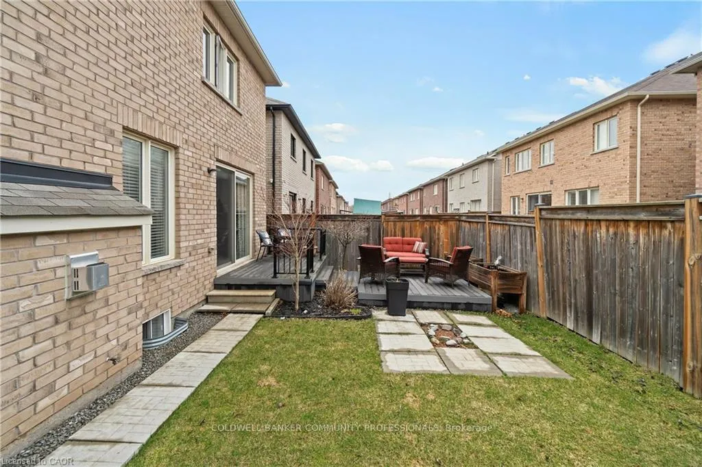 Photo 43 of 4 Macbean Crescent, Hamilton, Waterdown — HOMEH