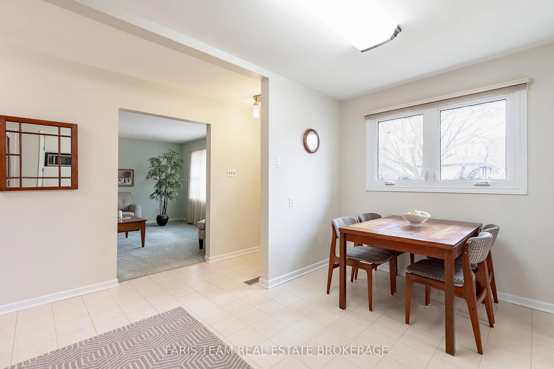 Photo 11 of 12 Marion Crescent, Barrie, Wellington — HOMEH