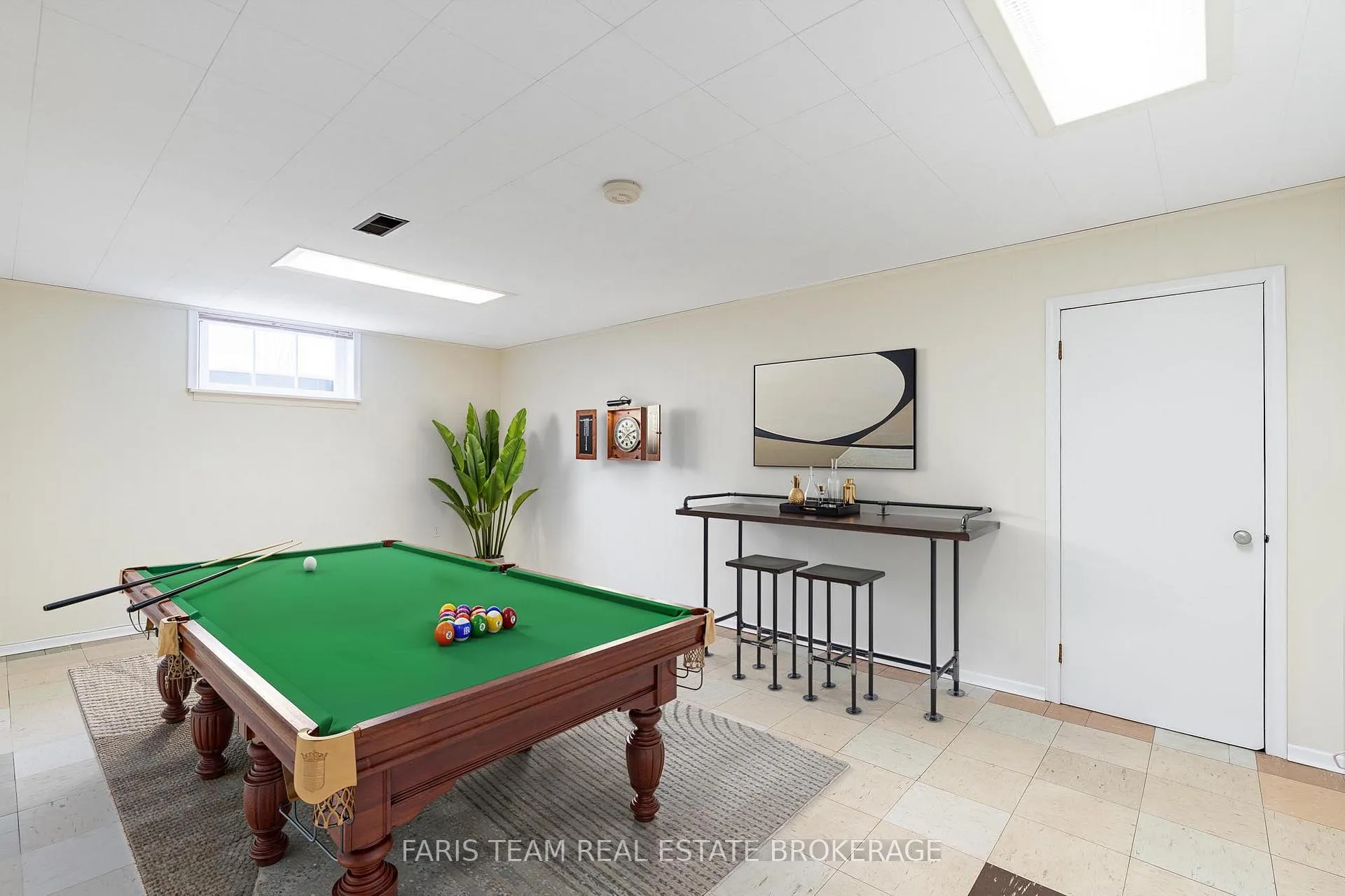 Photo 23 of 12 Marion Crescent, Barrie, Wellington — HOMEH