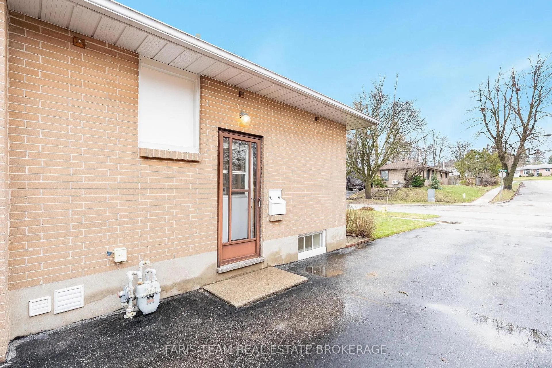 Photo 38 of 12 Marion Crescent, Barrie, Wellington — HOMEH