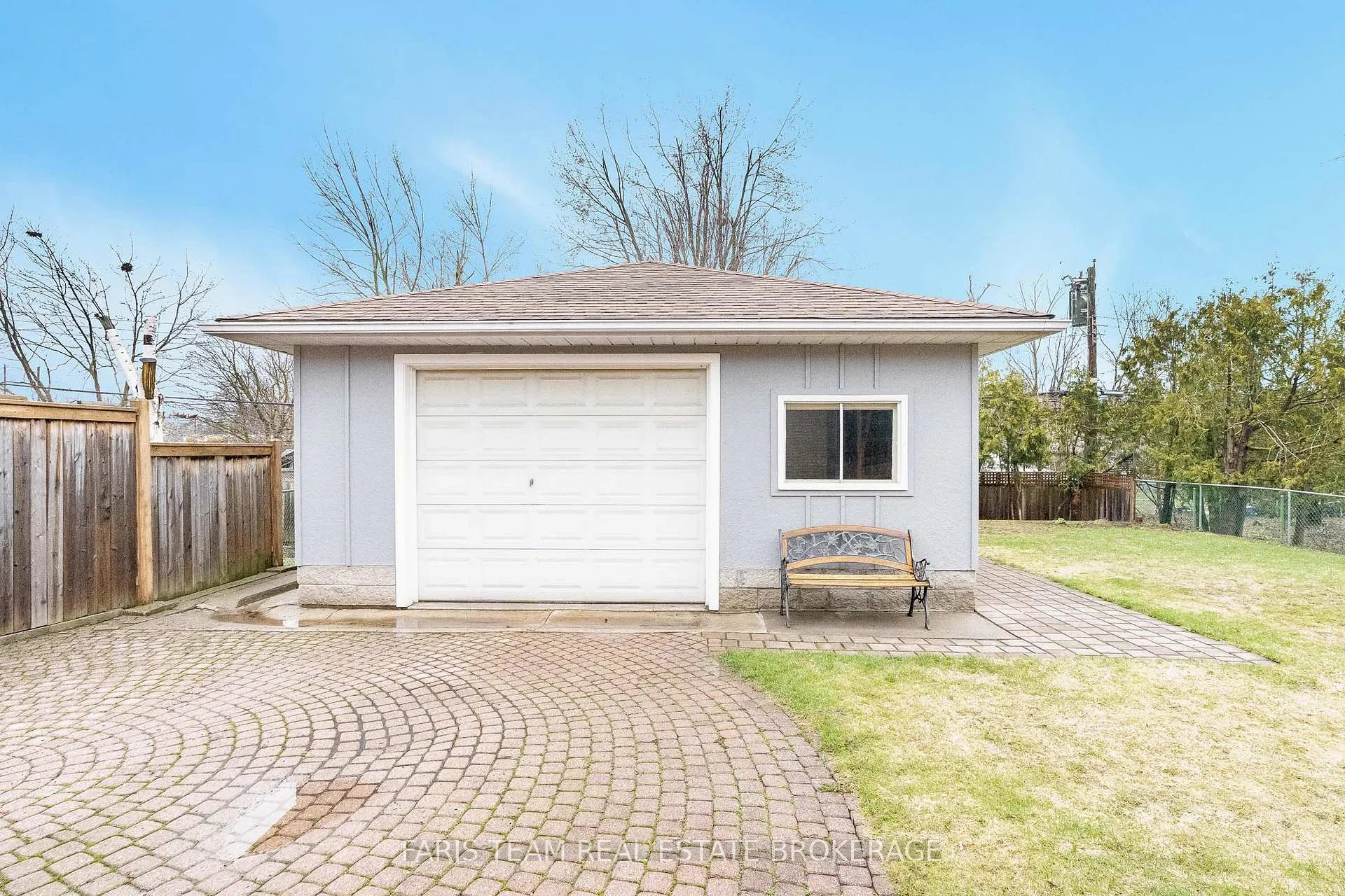 Photo 41 of 12 Marion Crescent, Barrie, Wellington — HOMEH