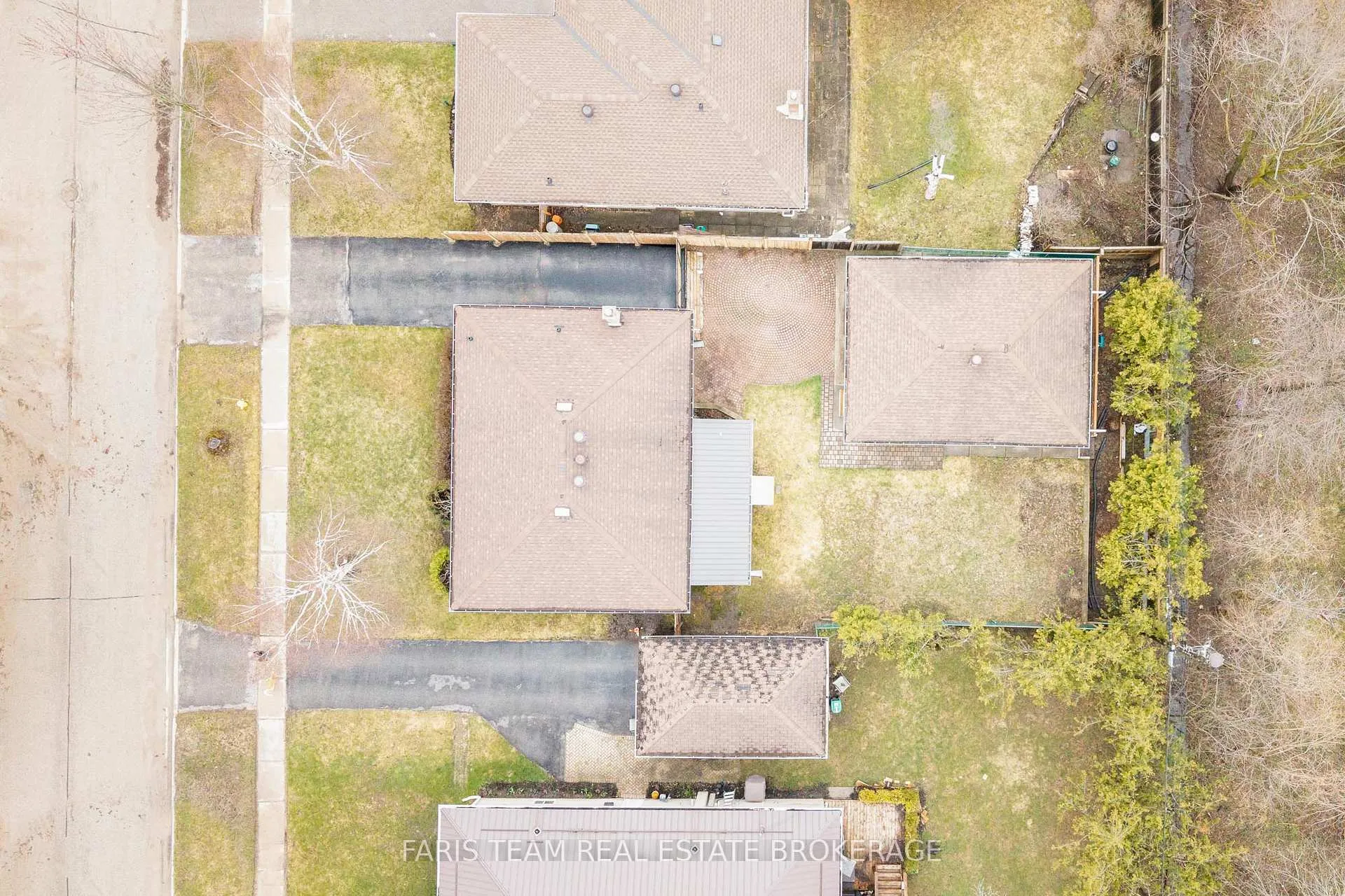 Photo 45 of 12 Marion Crescent, Barrie, Wellington — HOMEH