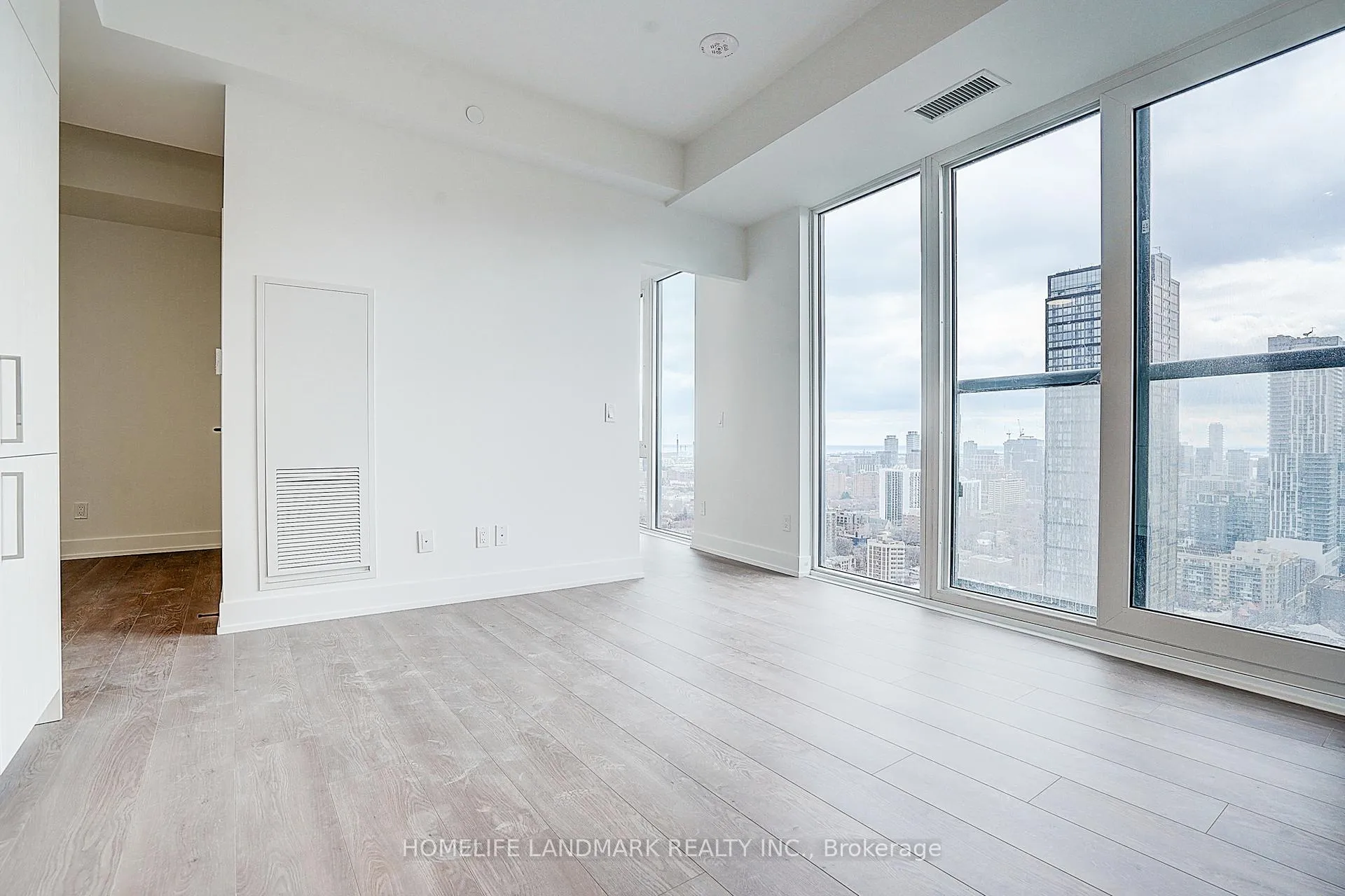 Photo 19 of Unit 2813, 308 Jarvis Street, Toronto, Church-Yonge Corridor — HOMEH