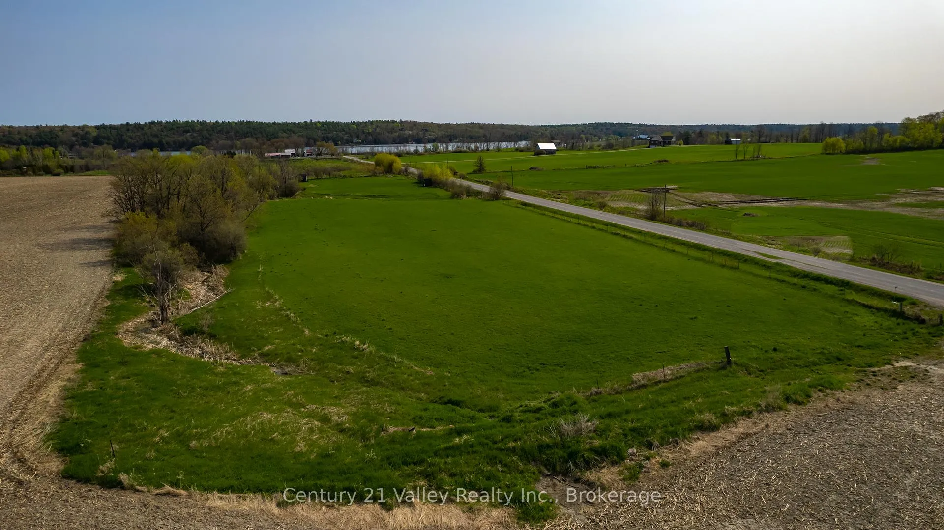 Photo 5 of 154 Cornerview Road, Whitewater Region, Whitewater Region — HOMEH