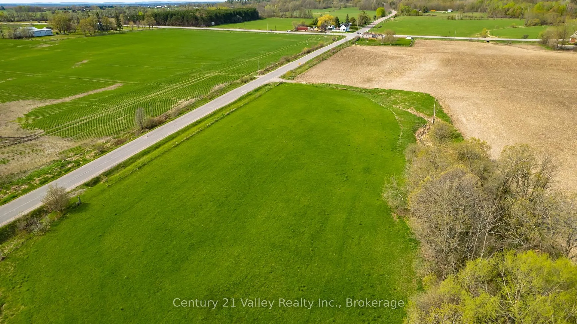 Photo 11 of 154 Cornerview Road, Whitewater Region, Whitewater Region — HOMEH