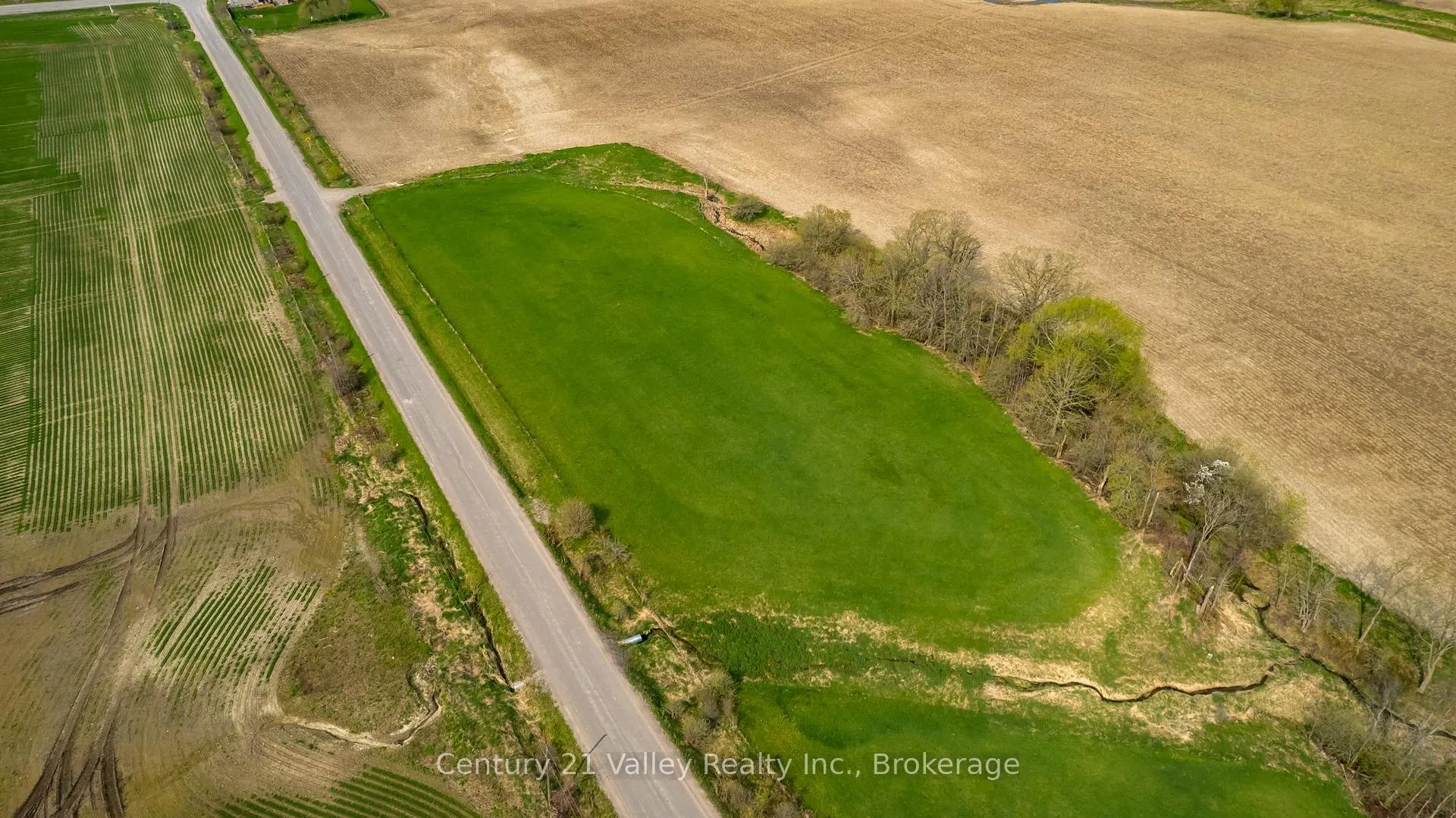 Photo 14 of 154 Cornerview Road, Whitewater Region, Whitewater Region — HOMEH