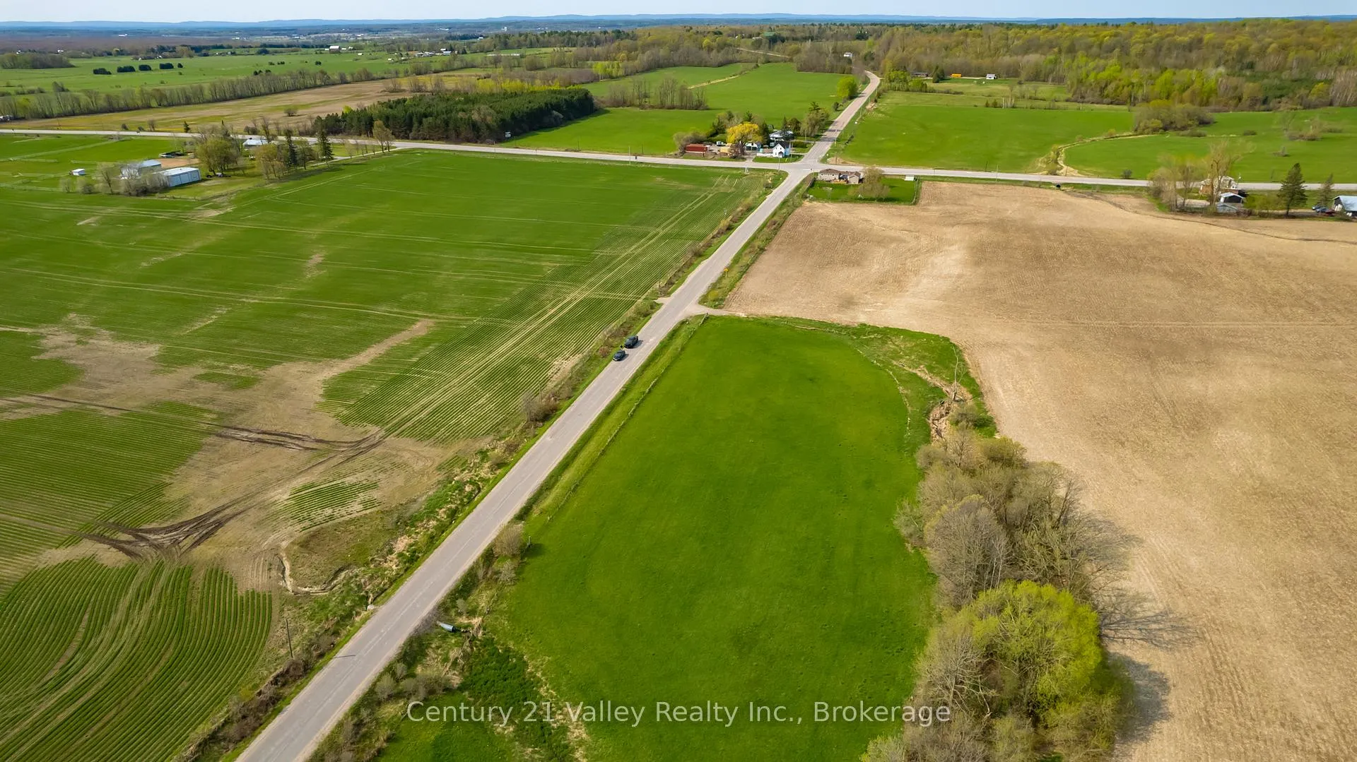 Photo 16 of 154 Cornerview Road, Whitewater Region, Whitewater Region — HOMEH