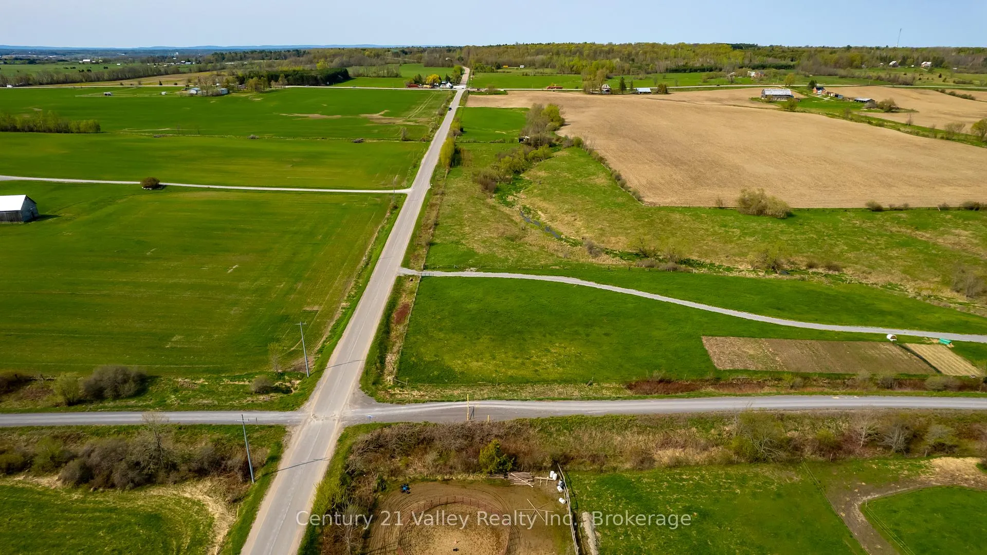 Photo 33 of 154 Cornerview Road, Whitewater Region, Whitewater Region — HOMEH