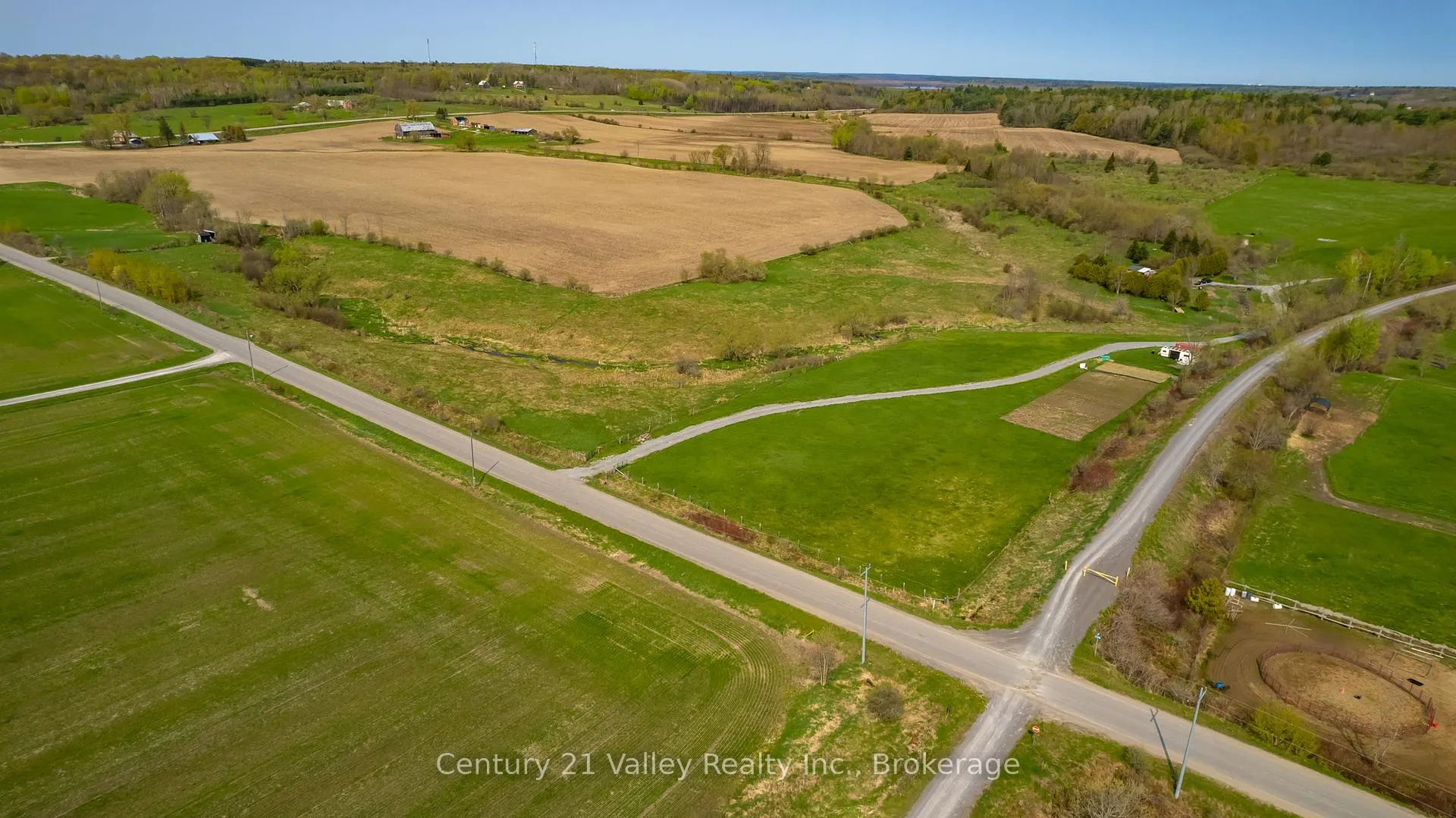 Photo 35 of 154 Cornerview Road, Whitewater Region, Whitewater Region — HOMEH