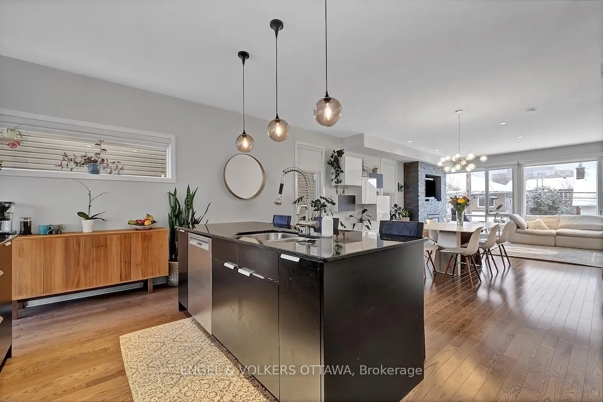 Photo 18 of 32 Sims Avenue, Ottawa, Hintonburg — HOMEH