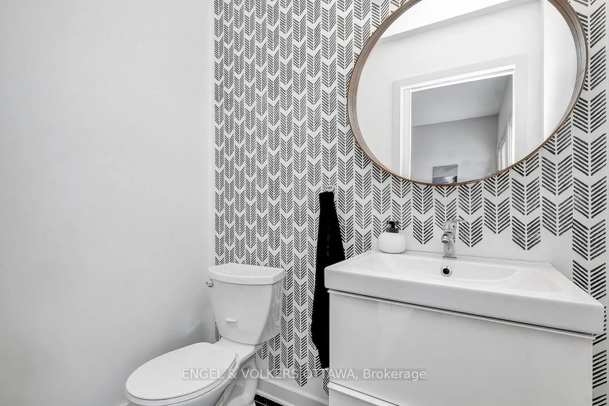 Photo 25 of 32 Sims Avenue, Ottawa, Hintonburg — HOMEH