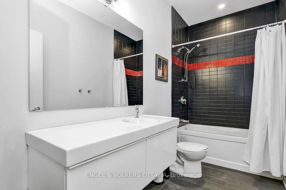 Photo 33 of 32 Sims Avenue, Ottawa, Hintonburg — HOMEH