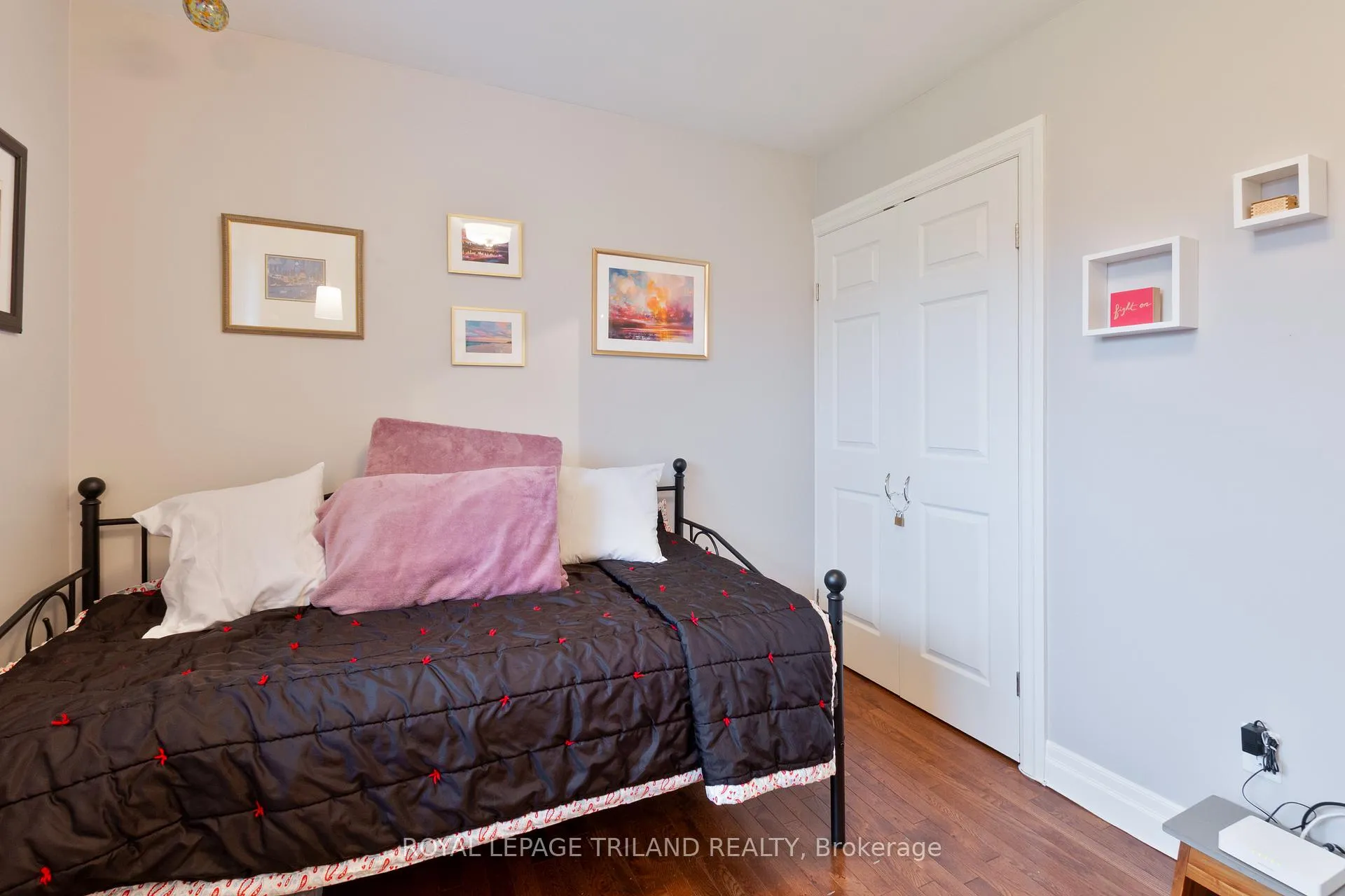 Photo 22 of 41 Dunwich Drive, St. Thomas — HOMEH