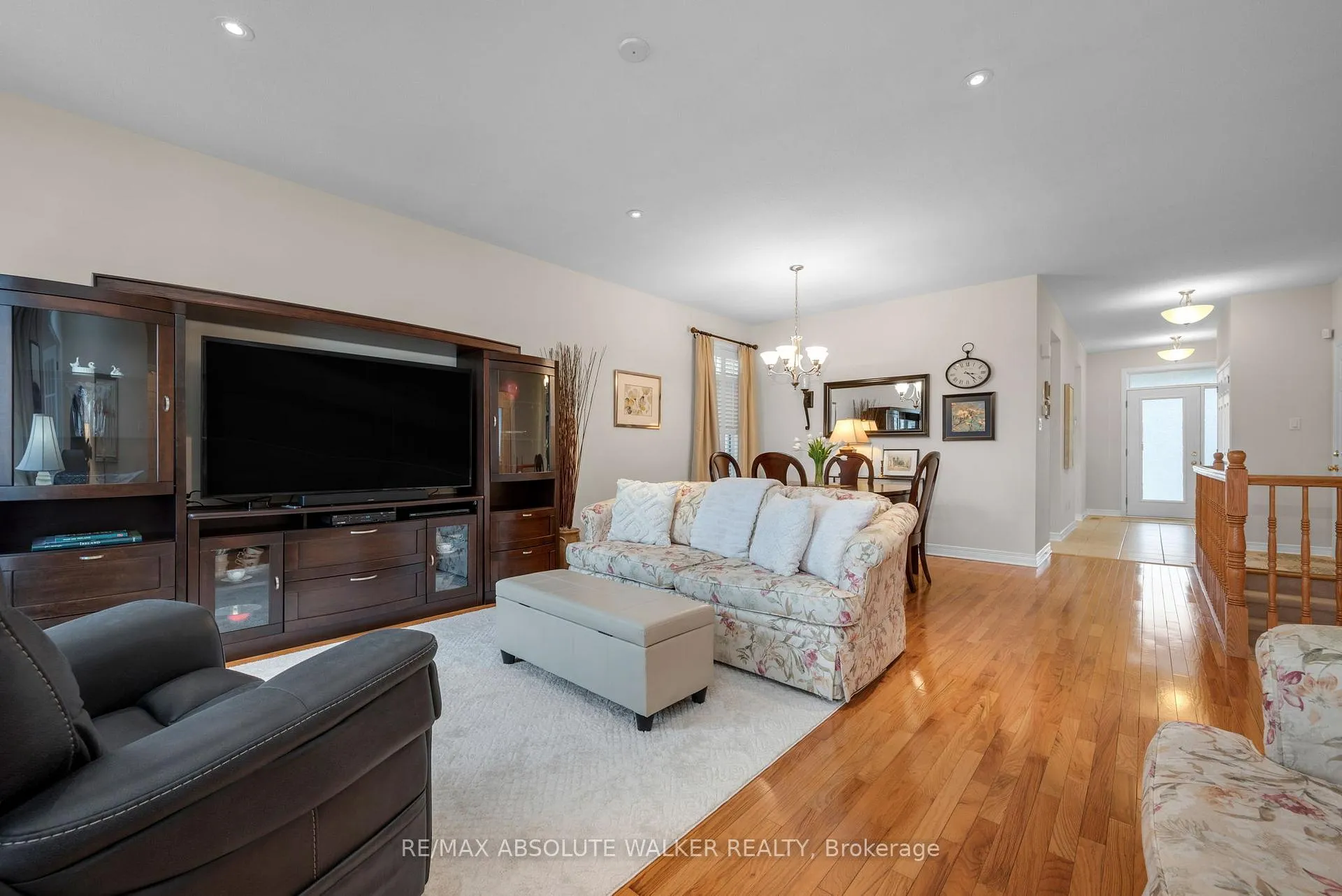 Photo 7 of 831 Scala Avenue, Ottawa, Notting Hill/Summerside — HOMEH