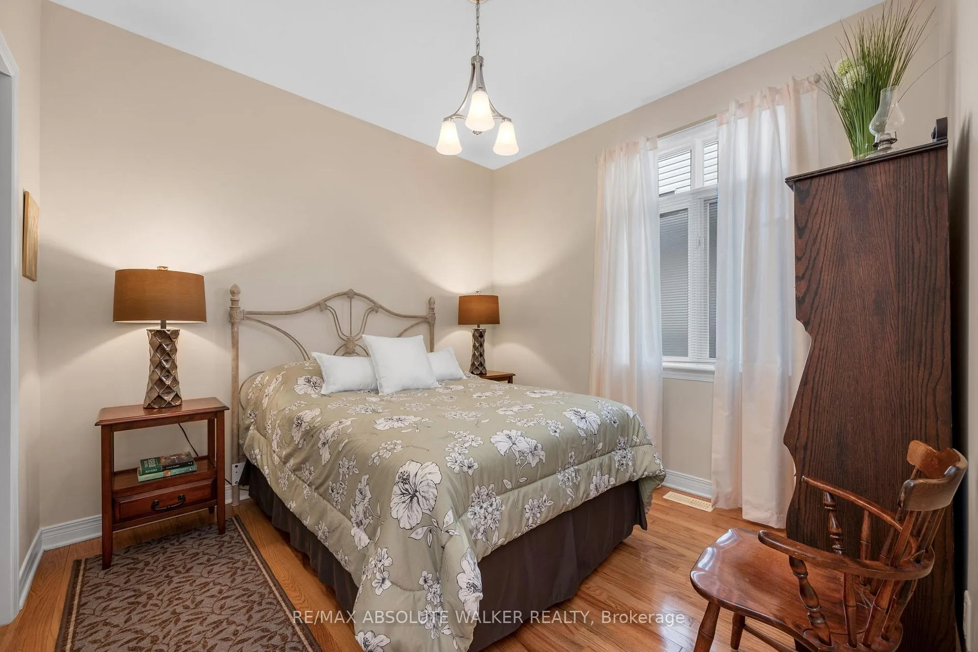 Photo 21 of 831 Scala Avenue, Ottawa, Notting Hill/Summerside — HOMEH