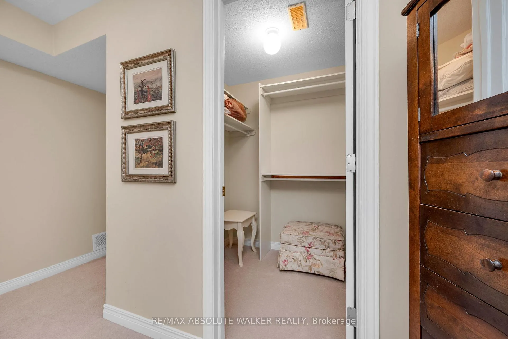 Photo 44 of 831 Scala Avenue, Ottawa, Notting Hill/Summerside — HOMEH
