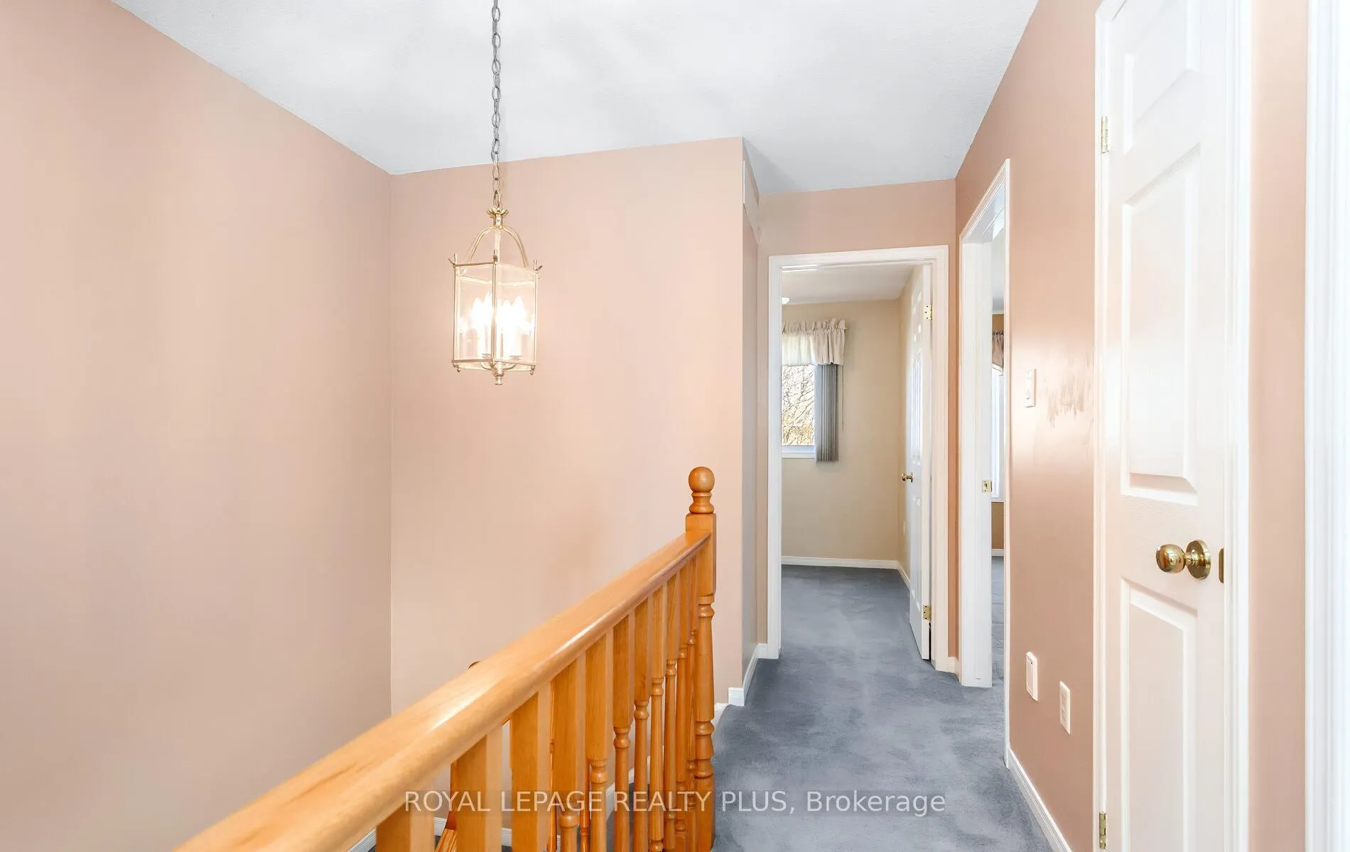 Photo 14 of 1239 Blanshard Drive, Burlington, Tansley — HOMEH