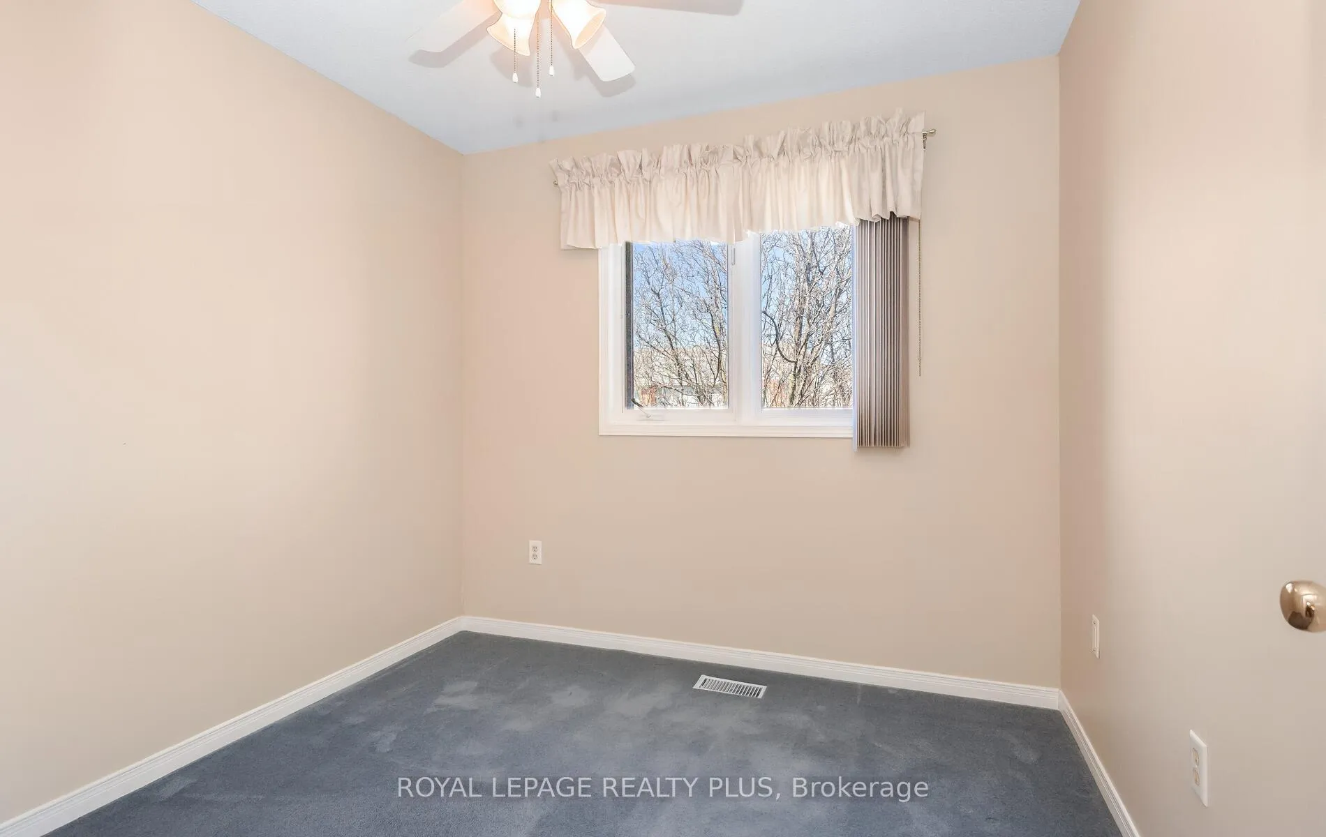 Photo 22 of 1239 Blanshard Drive, Burlington, Tansley — HOMEH