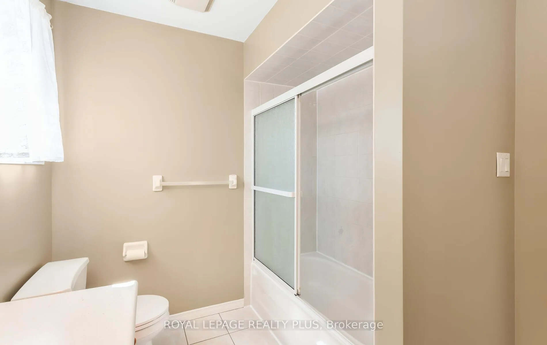 Photo 26 of 1239 Blanshard Drive, Burlington, Tansley — HOMEH