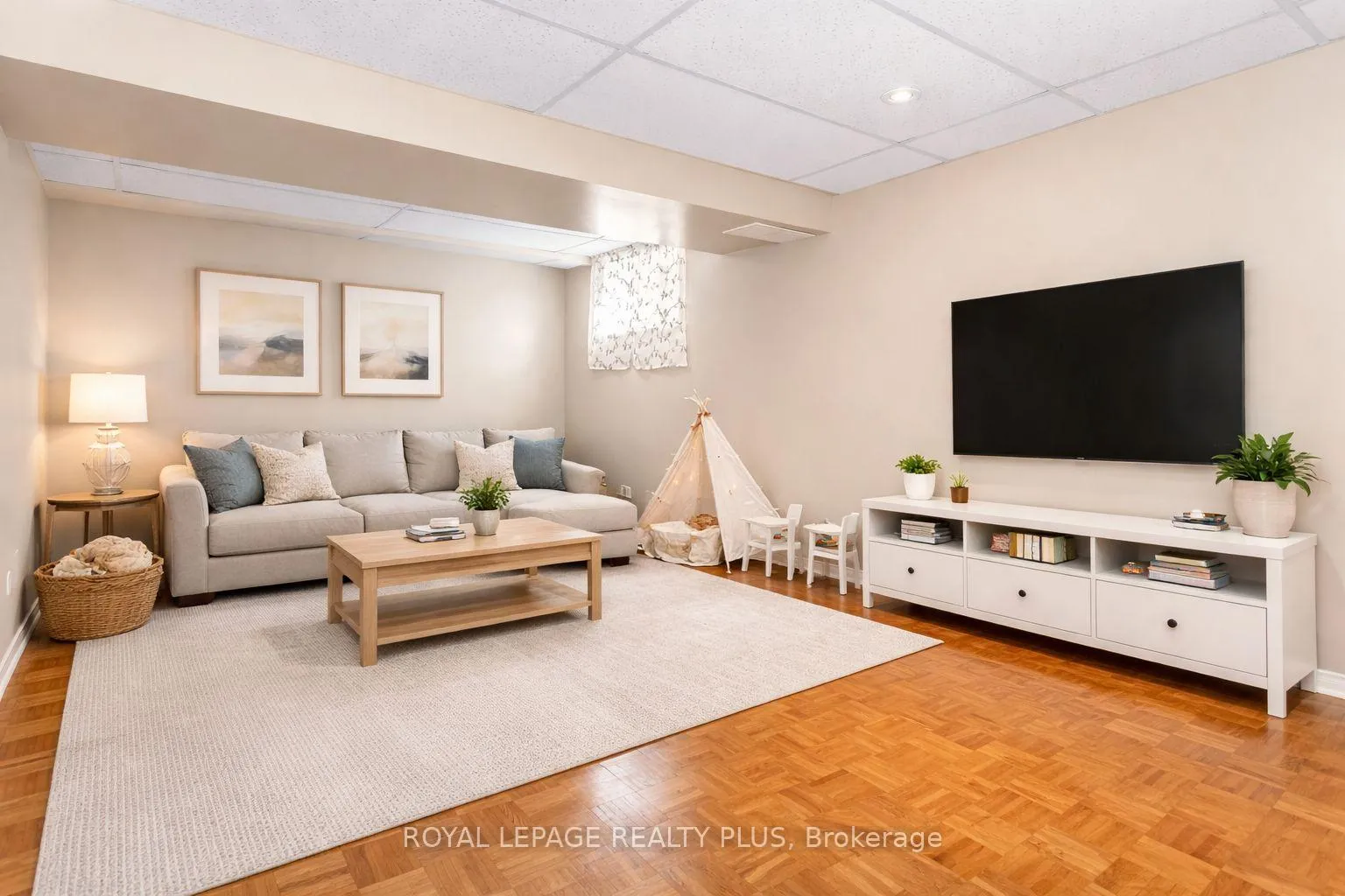 Photo 29 of 1239 Blanshard Drive, Burlington, Tansley — HOMEH