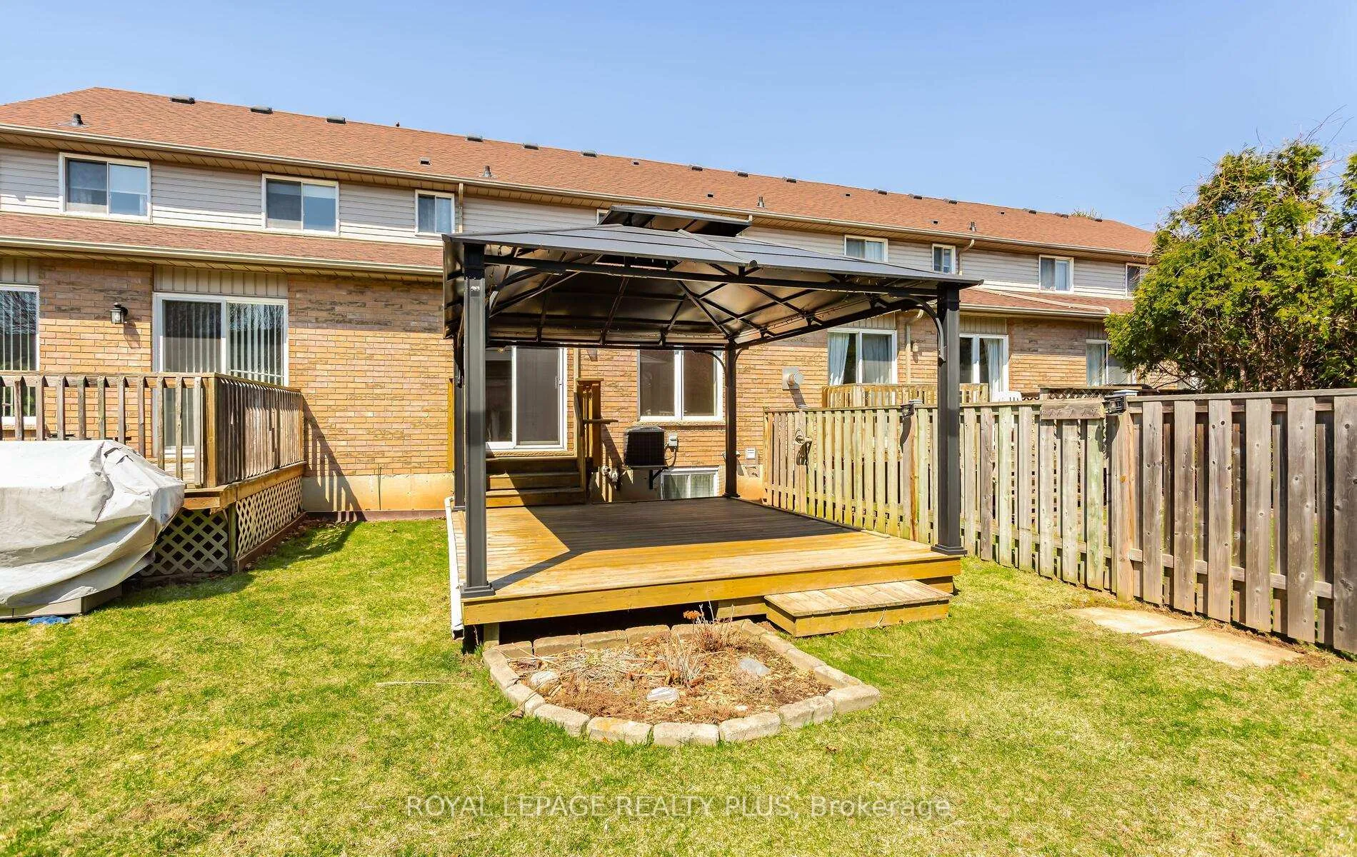 Photo 36 of 1239 Blanshard Drive, Burlington, Tansley — HOMEH