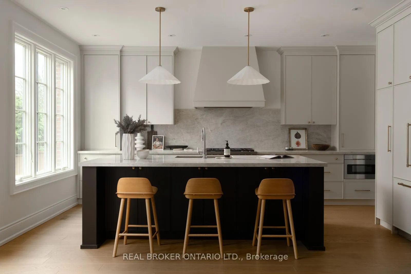Photo 8 of 16 Glenshaw Crescent, Toronto, O'Connor-Parkview — HOMEH