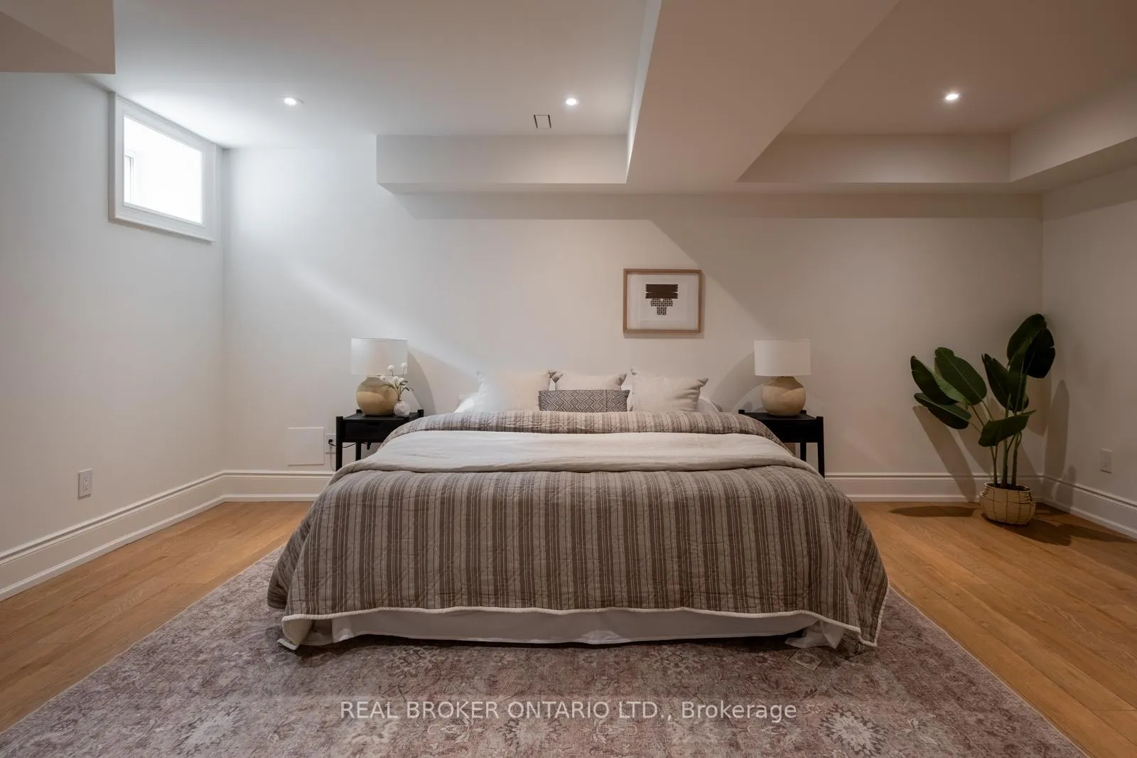 Photo 44 of 16 Glenshaw Crescent, Toronto, O'Connor-Parkview — HOMEH
