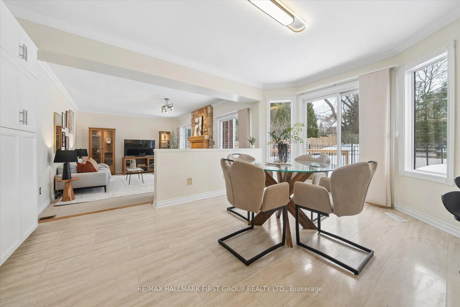 Photo 9 of 1674 Heathside Crescent, Pickering, Liverpool — HOMEH