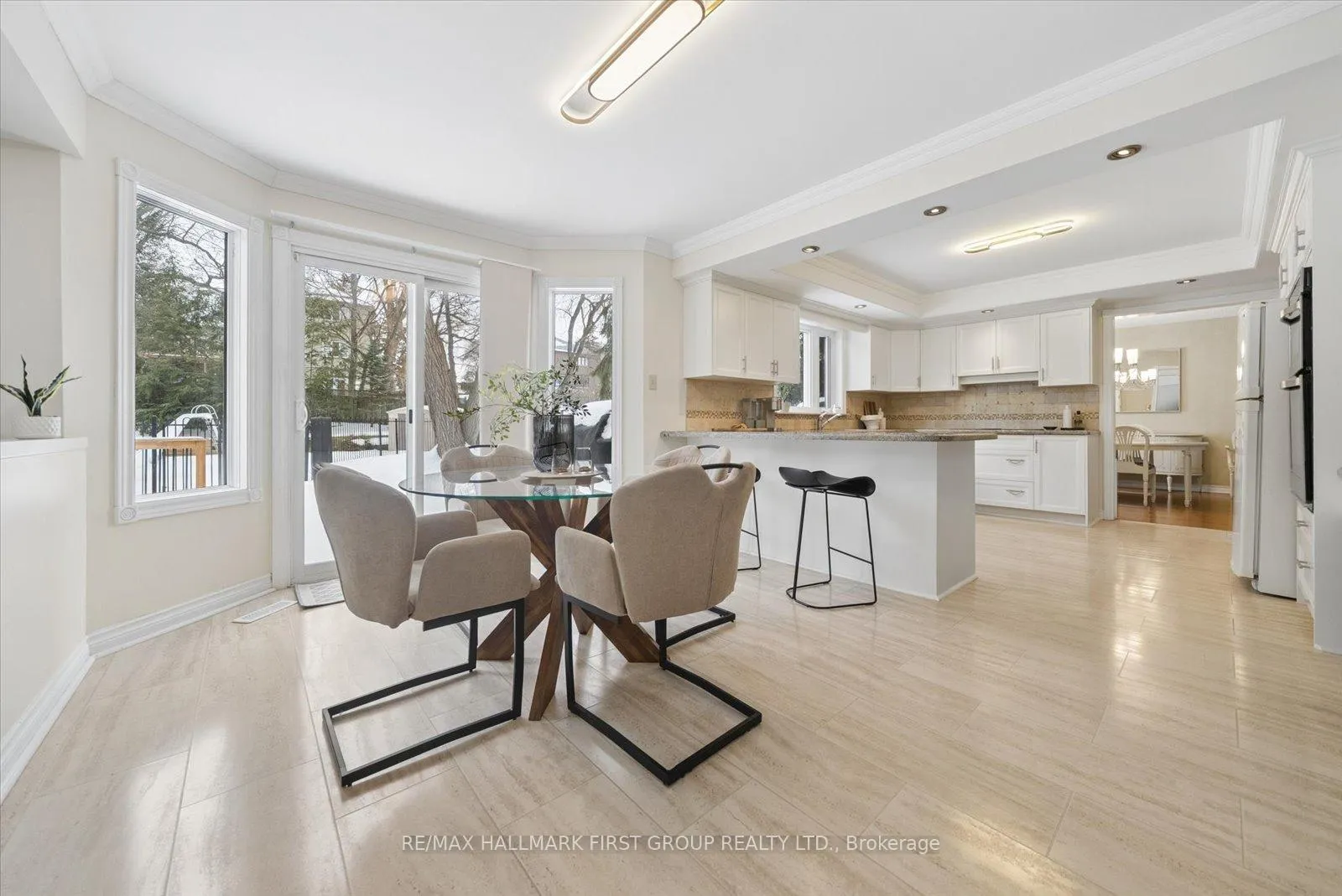 Photo 10 of 1674 Heathside Crescent, Pickering, Liverpool — HOMEH