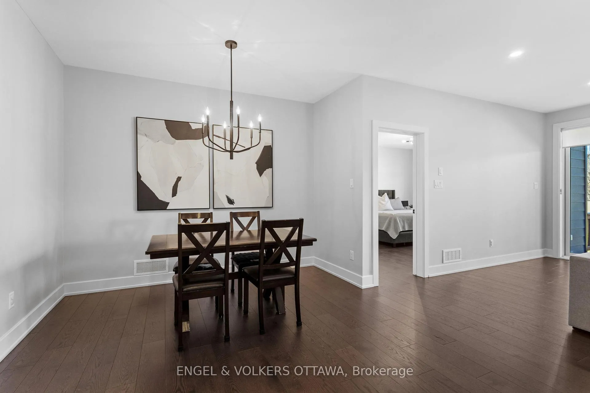 Photo 8 of 116 Mac Beattie Drive, Arnprior — HOMEH