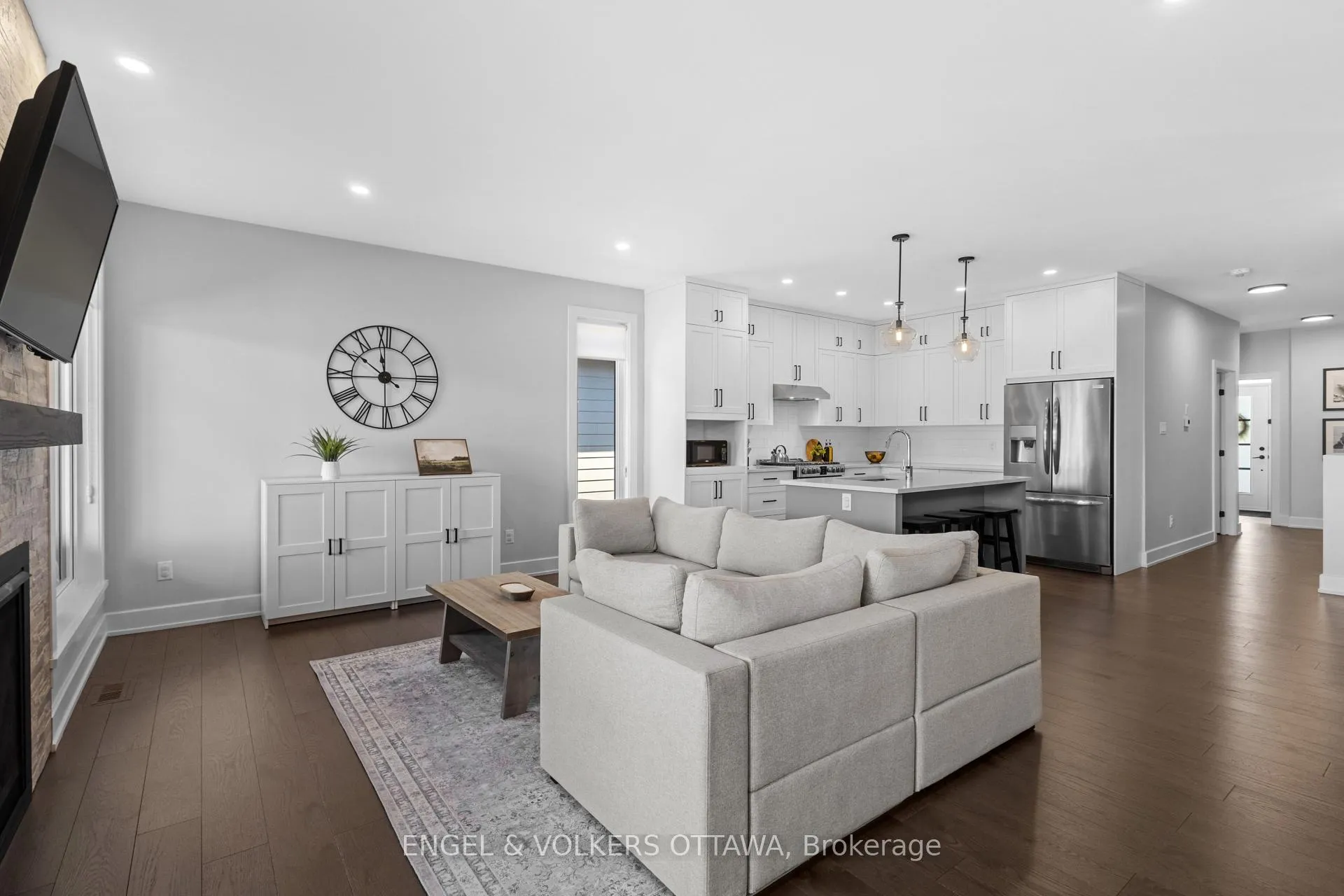 Photo 15 of 116 Mac Beattie Drive, Arnprior — HOMEH