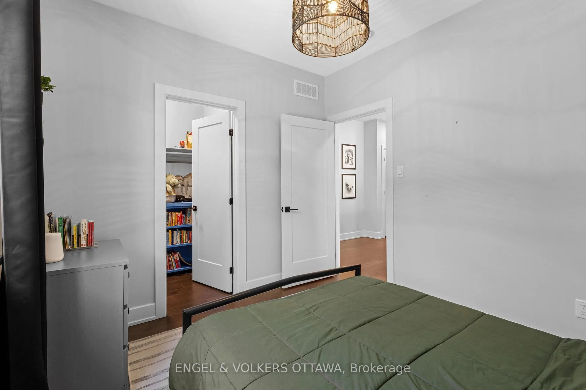 Photo 27 of 116 Mac Beattie Drive, Arnprior — HOMEH
