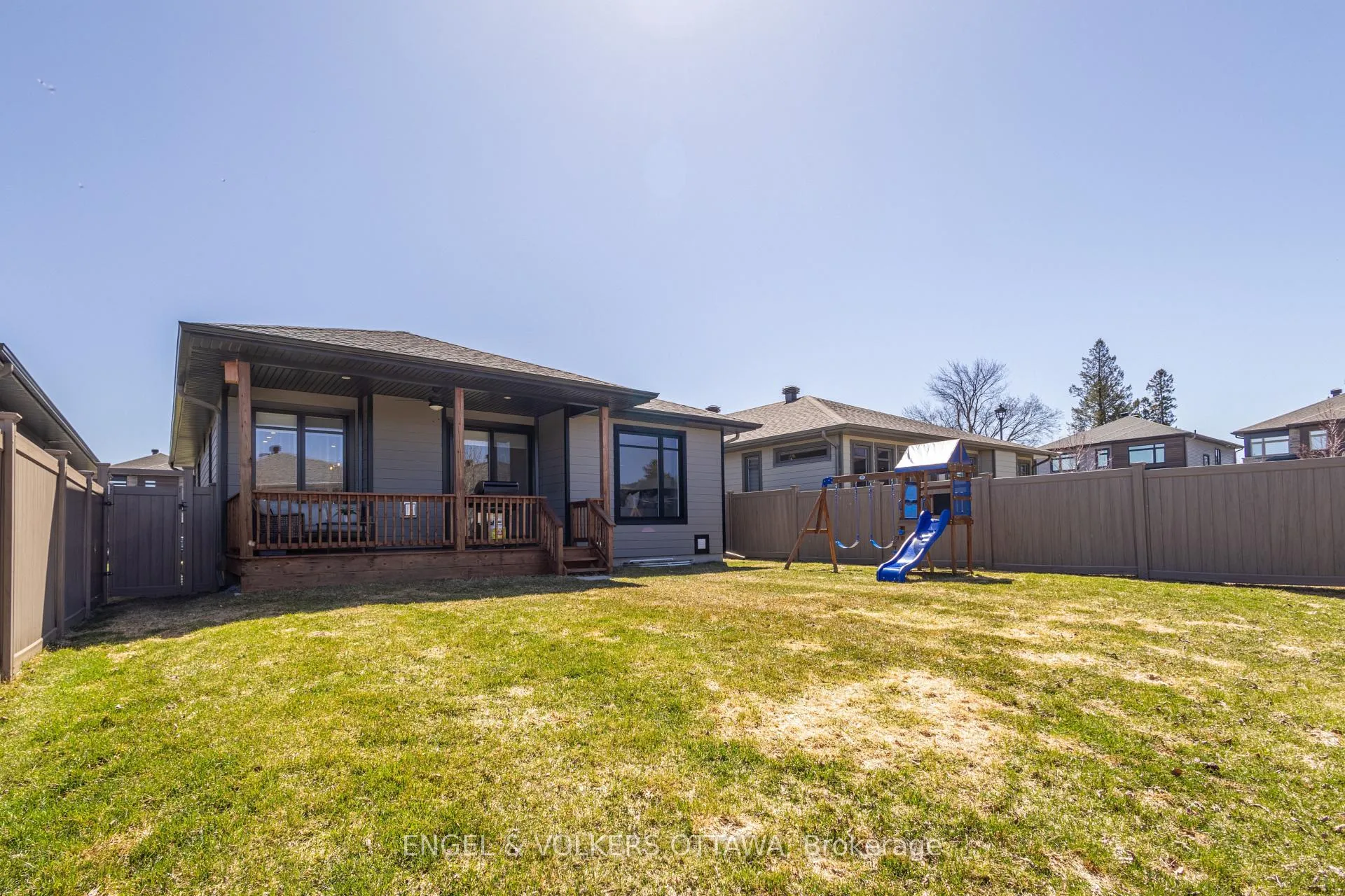 Photo 43 of 116 Mac Beattie Drive, Arnprior — HOMEH