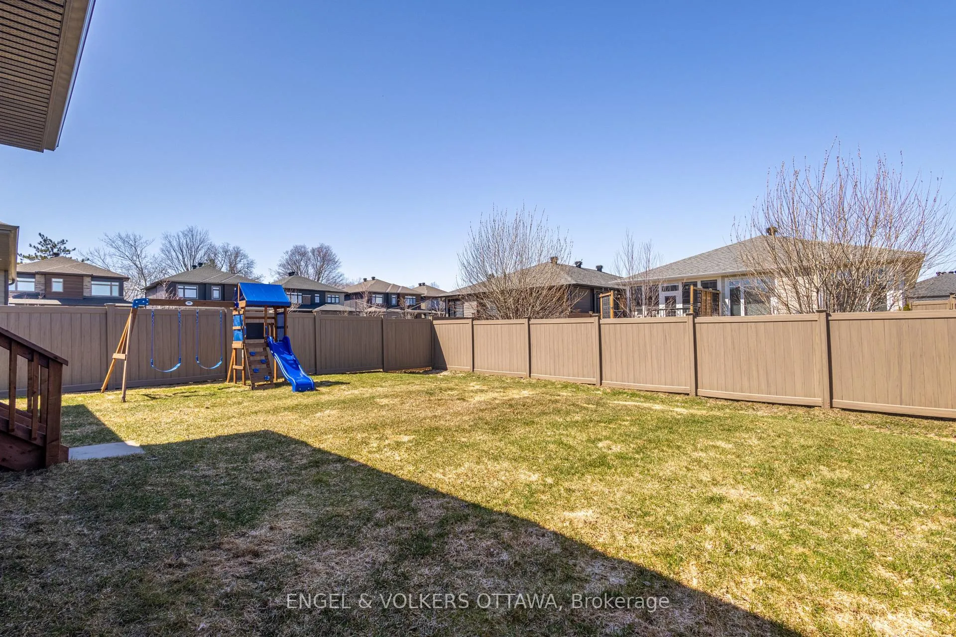 Photo 44 of 116 Mac Beattie Drive, Arnprior — HOMEH