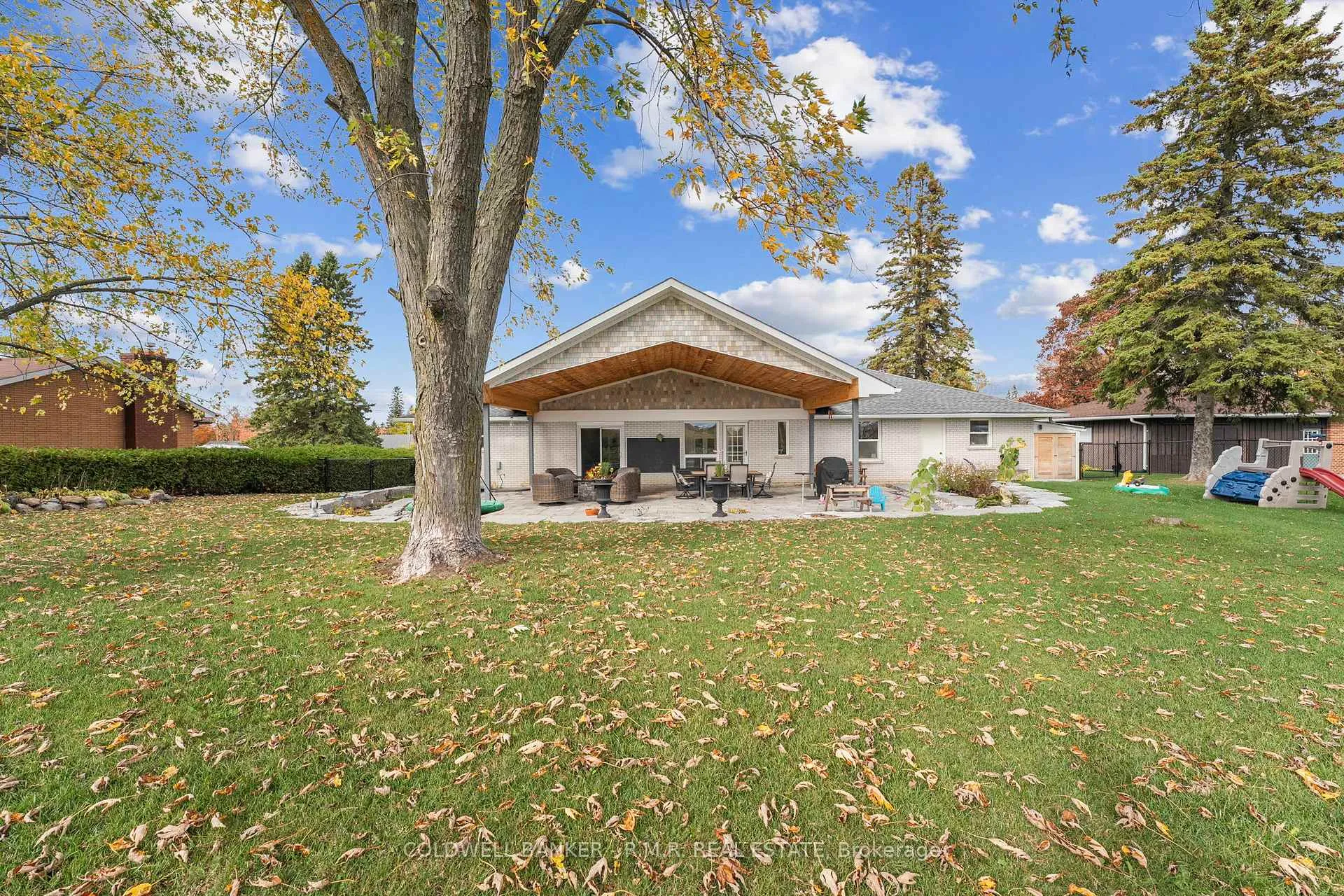 Photo 2 of 126 Park Street, Brock, Cannington — HOMEH