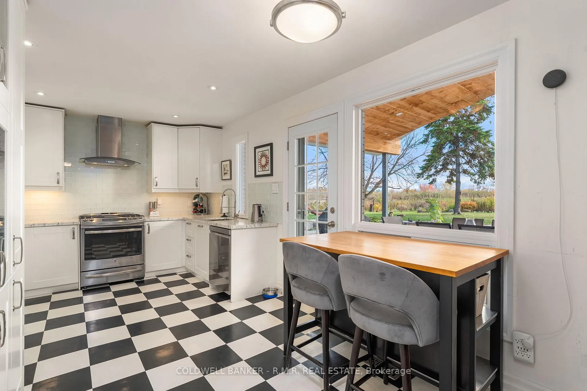 Photo 14 of 126 Park Street, Brock, Cannington — HOMEH