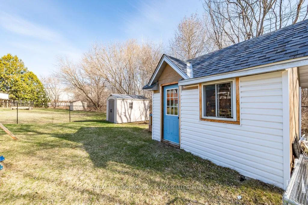 Photo 11 of 317 Julien Street, Pembroke — HOMEH