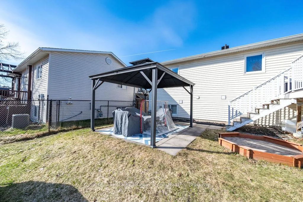 Photo 13 of 317 Julien Street, Pembroke — HOMEH