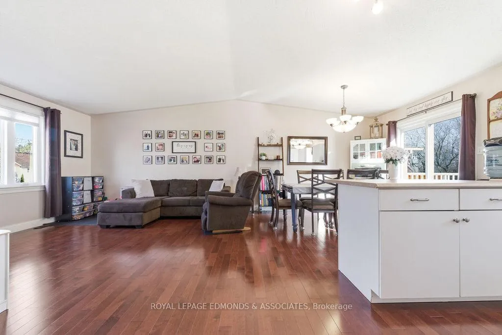 Photo 18 of 317 Julien Street, Pembroke — HOMEH