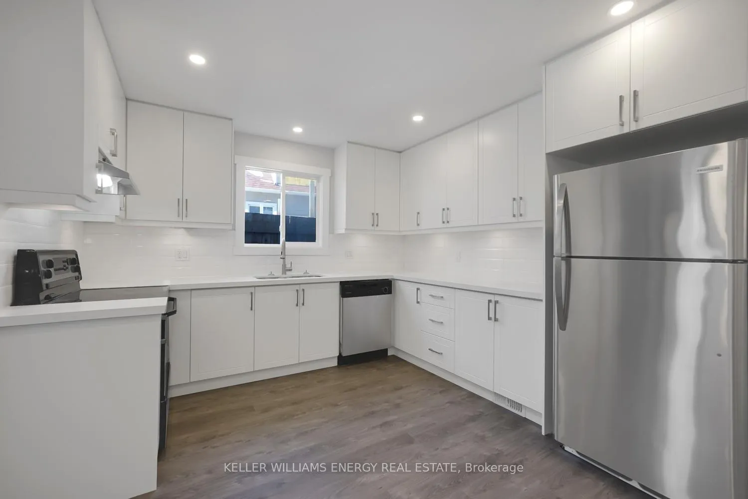 Photo 4 of Unit Main Floor, 89 Orchard View Boulevard, Oshawa, Centennial — HOMEH