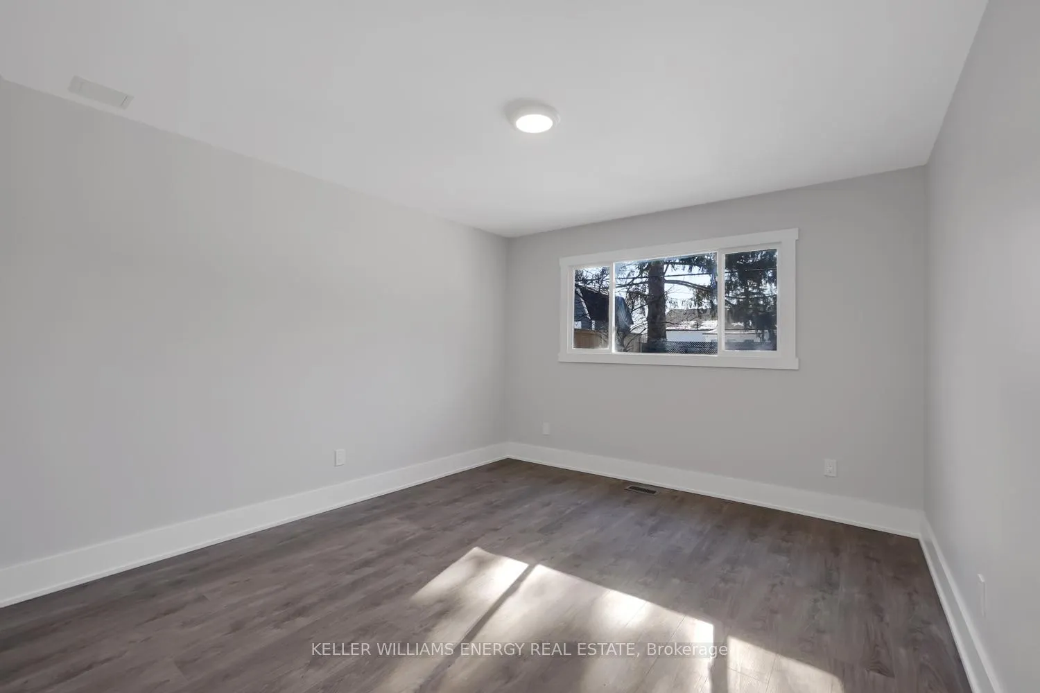 Photo 10 of Unit Main Floor, 89 Orchard View Boulevard, Oshawa, Centennial — HOMEH