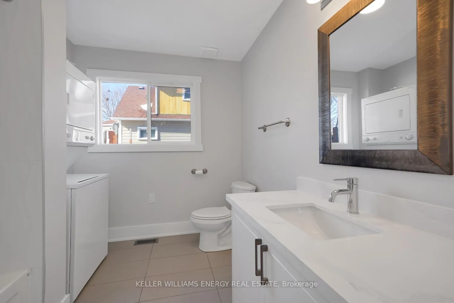 Photo 14 of Unit Main Floor, 89 Orchard View Boulevard, Oshawa, Centennial — HOMEH